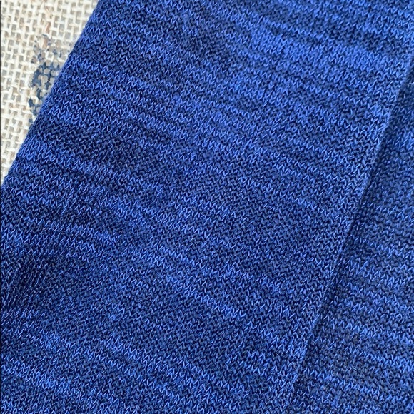 Simplicity blue sweater size medium - Picture 4 of 5